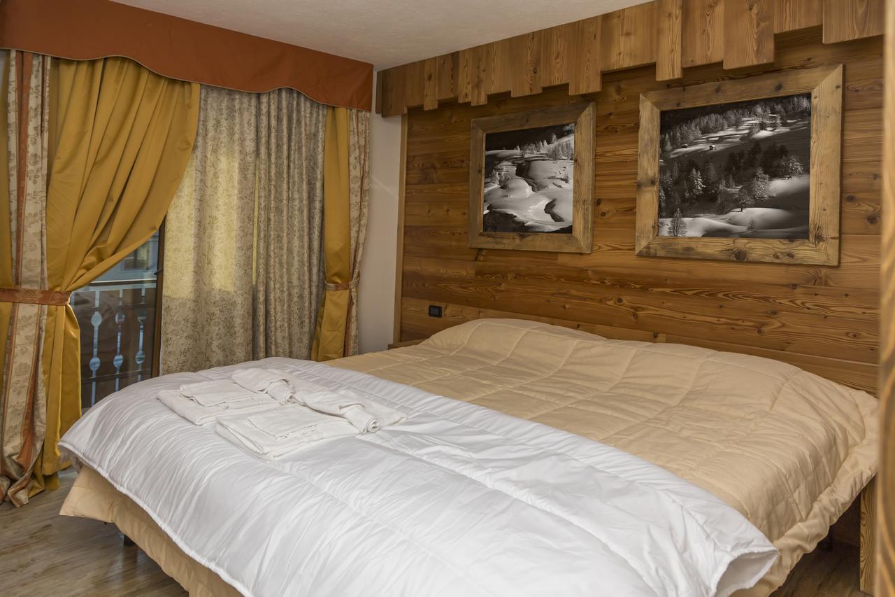 Hotel Clotes Oulx Extérieur photo