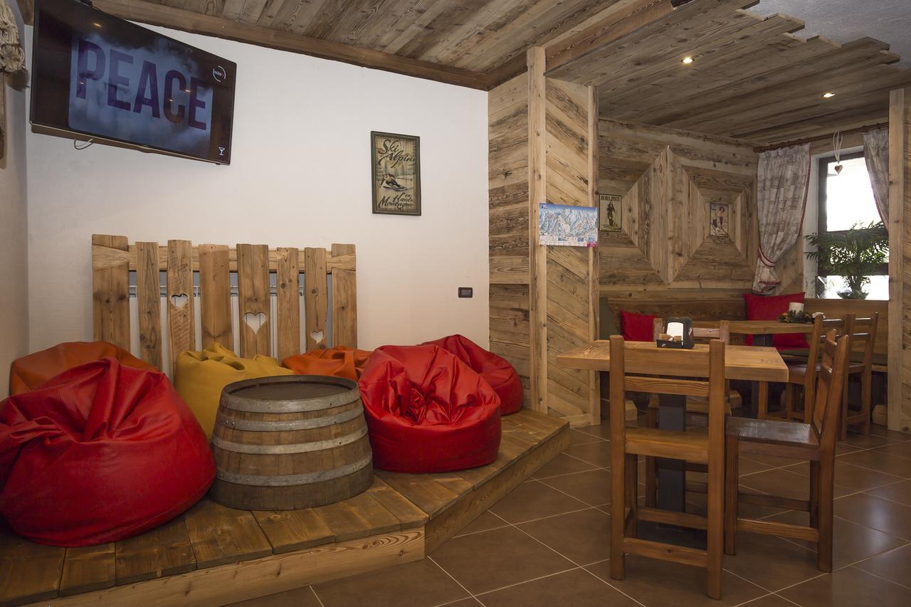 Hotel Clotes Oulx Extérieur photo
