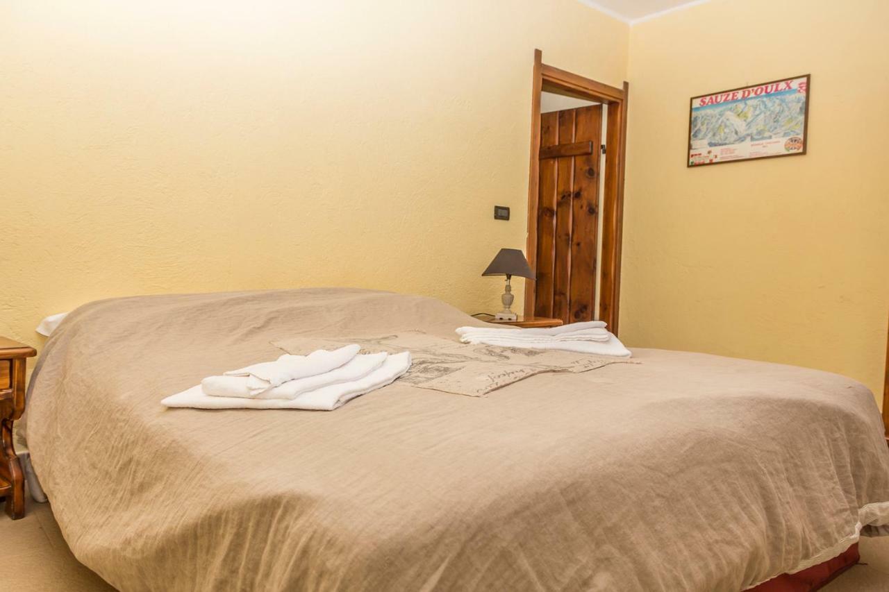 Hotel Clotes Oulx Extérieur photo